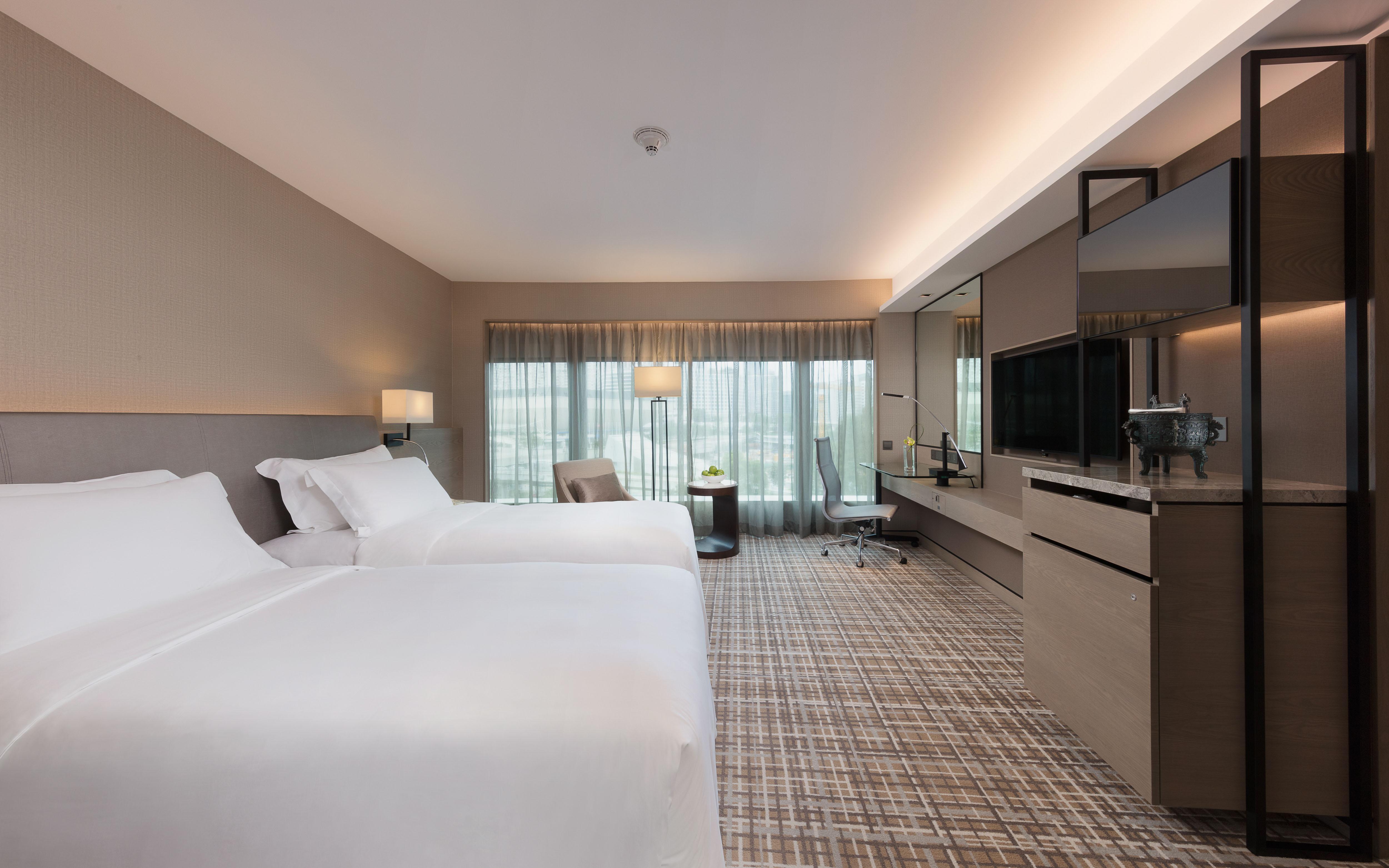 New World Millennium Hong Kong Hotel Exterior photo Deluxe Room