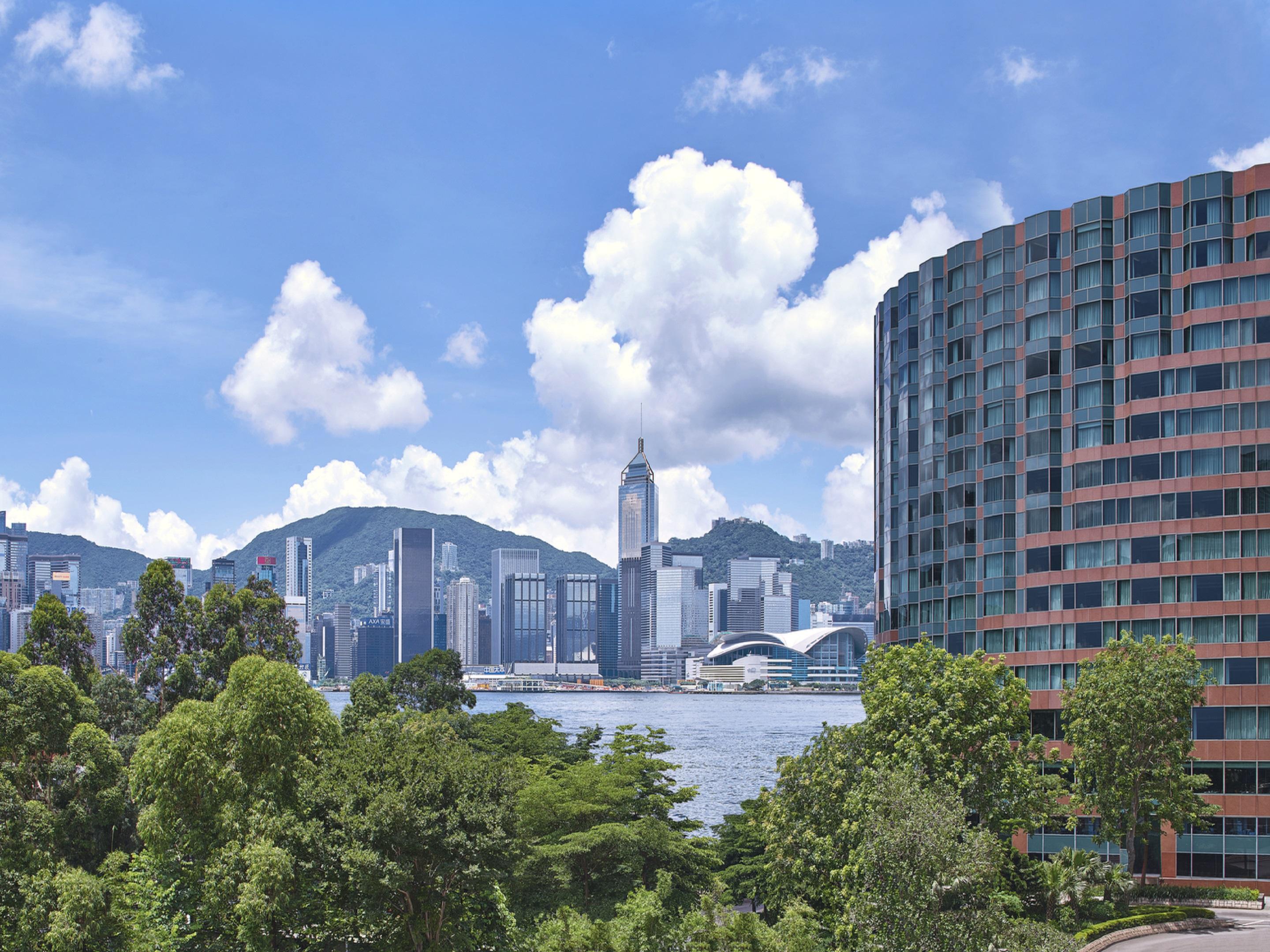 New World Millennium Hong Kong Hotel Exterior photo View of Victoria Harbour from the campus