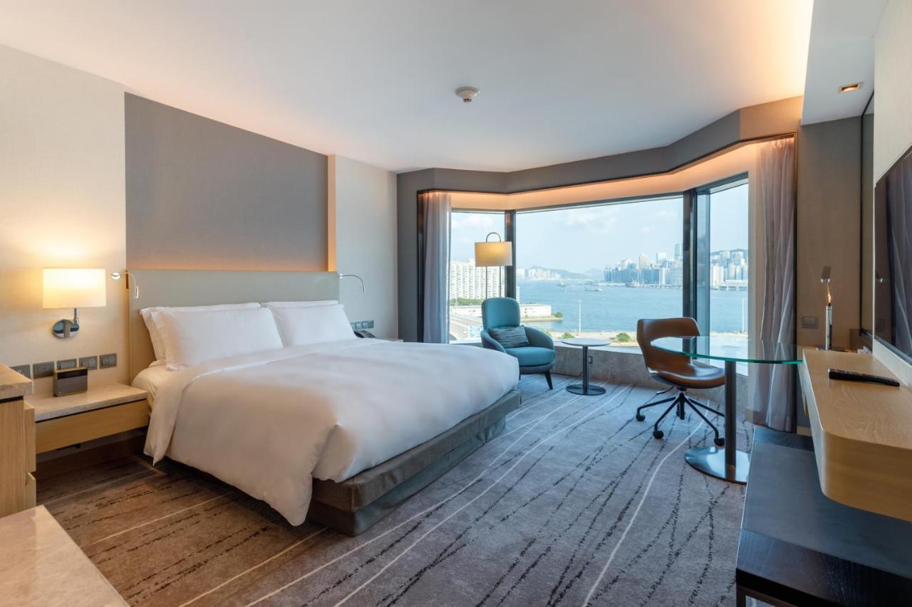 New World Millennium Hong Kong Hotel Exterior photo Deluxe Room